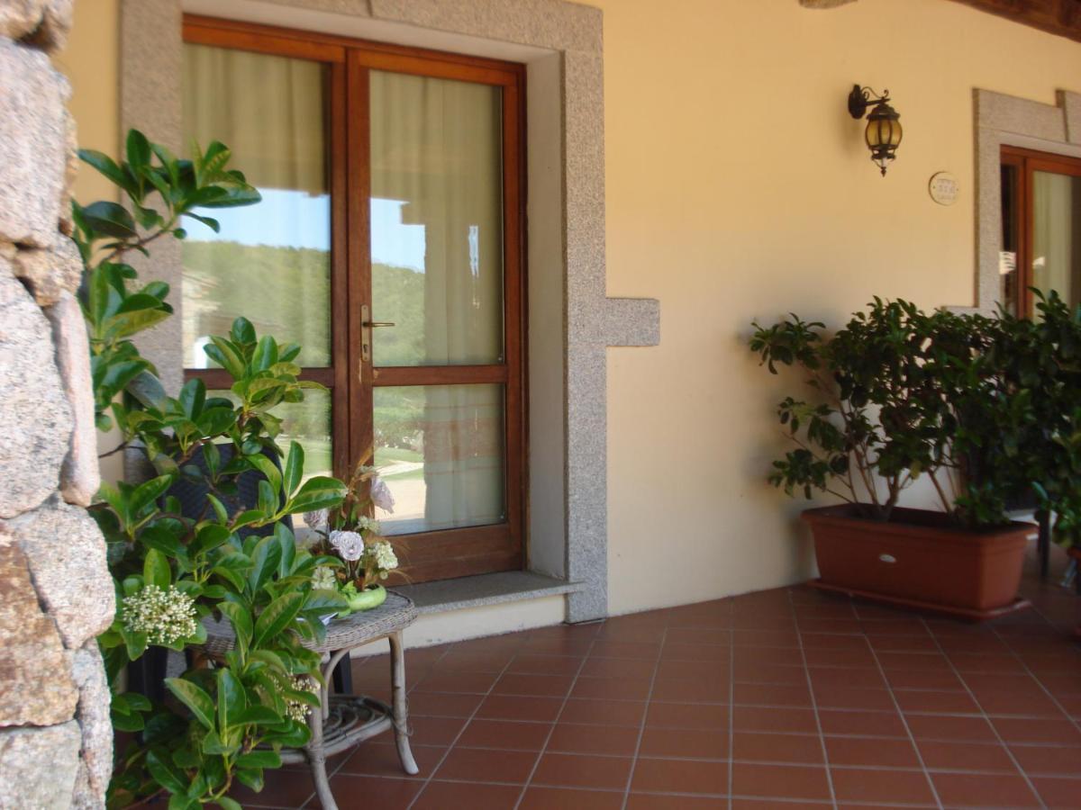 Hotel Valkarana Country Relais (Adults Only) Sant'Antonio di Gallura Dış mekan fotoğraf