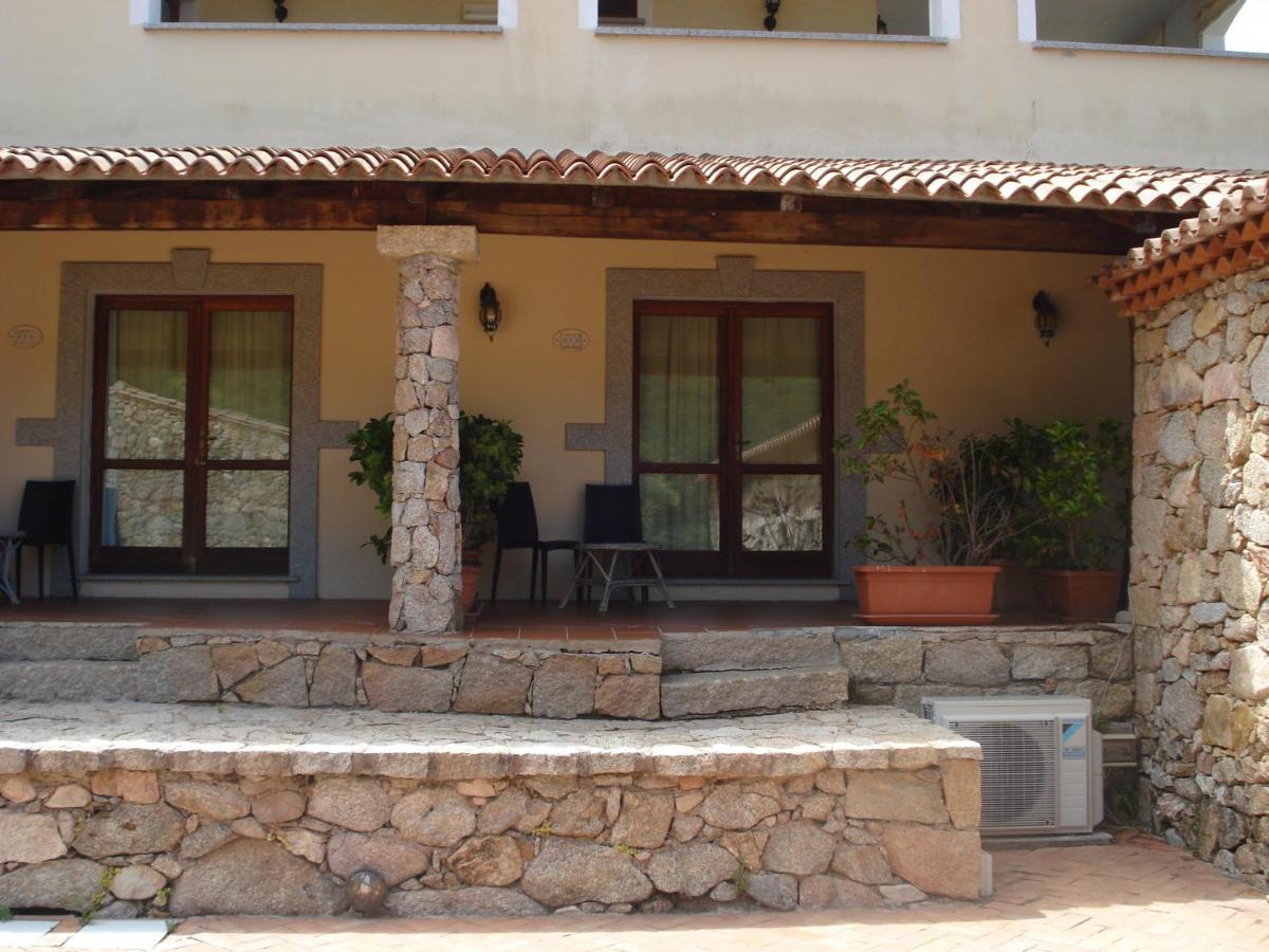 Hotel Valkarana Country Relais (Adults Only) Sant'Antonio di Gallura Dış mekan fotoğraf