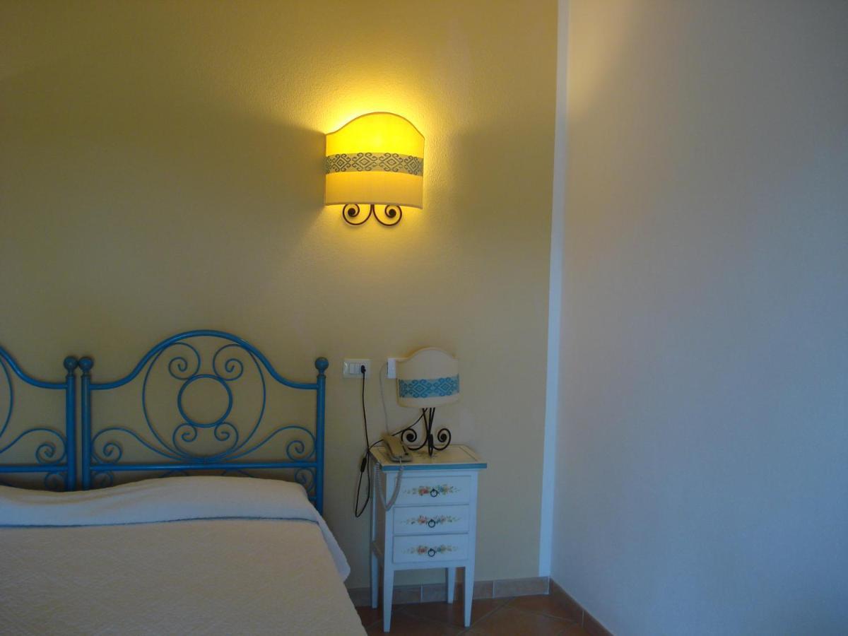 Hotel Valkarana Country Relais (Adults Only) Sant'Antonio di Gallura Dış mekan fotoğraf